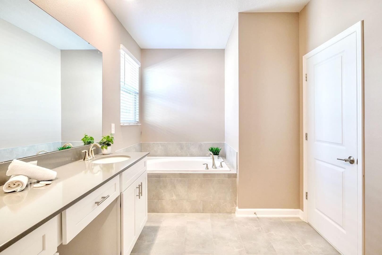 Luxury 5Br Home - Pool & Hot Tub - Near Disney كيسيمي المظهر الخارجي الصورة